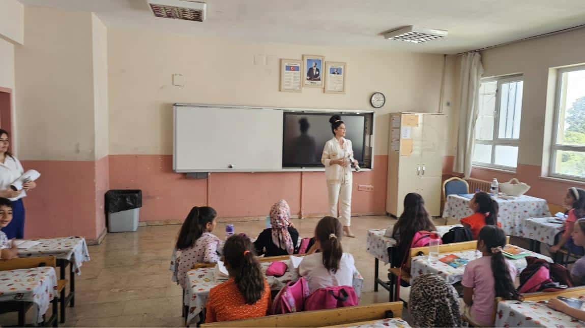 Okulumuzu Tanıttık